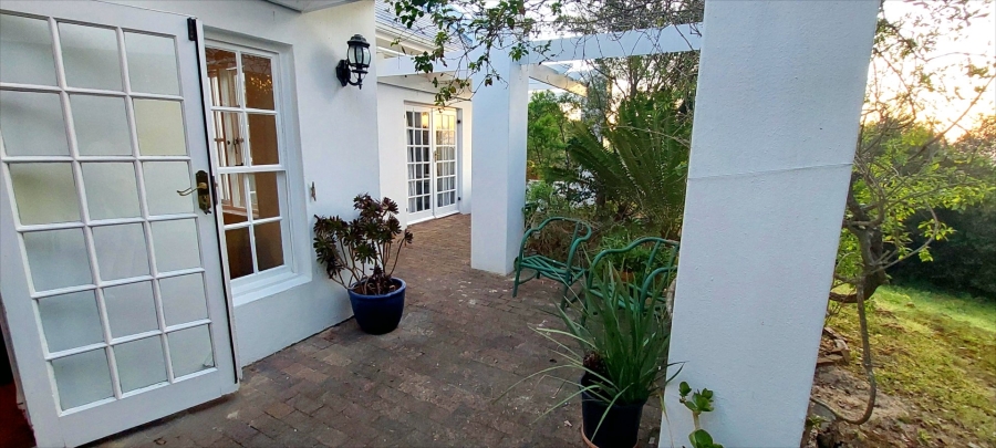 4 Bedroom Property for Sale in Zevenwacht Farm Village Western Cape